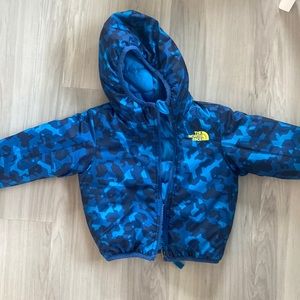 Toddler North face Reversible puff jacket 2T